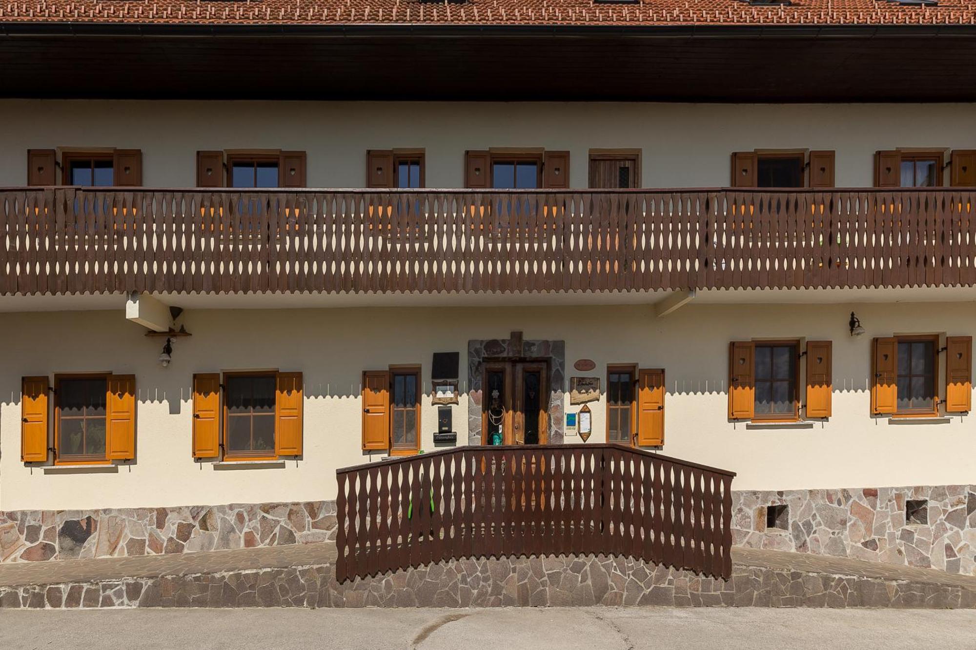 Apartamento Pr' Koncovc Kranj Exterior foto