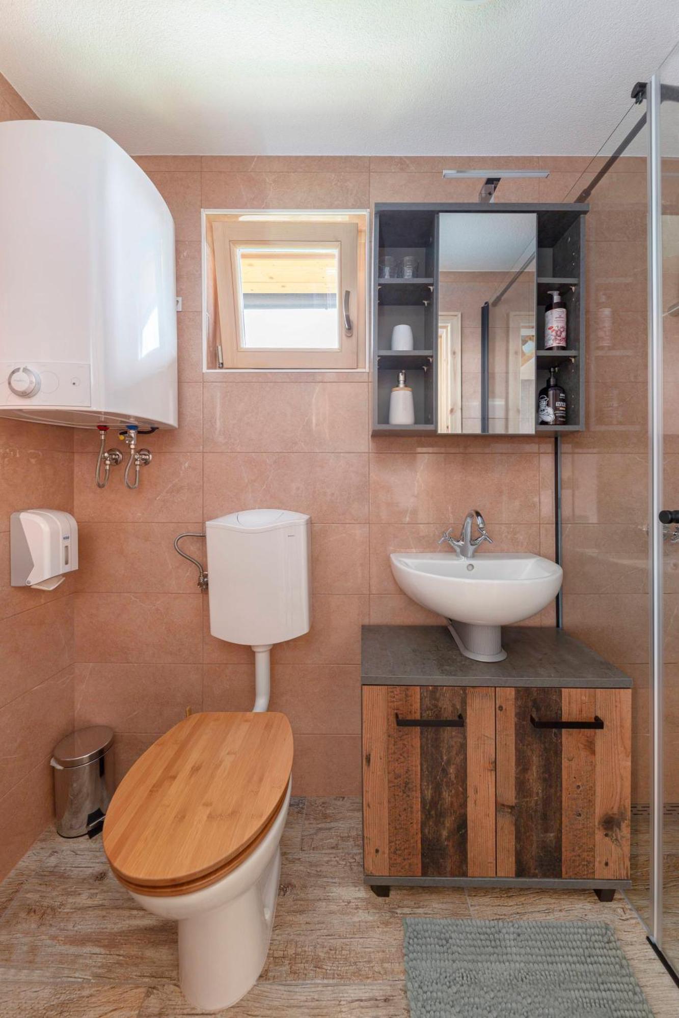 Apartamento Pr' Koncovc Kranj Exterior foto
